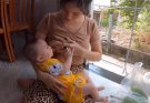 daily breastfeeding baby 😘 how to eat mother breastfeeding 👩‍👧 mom Love Children ❤️